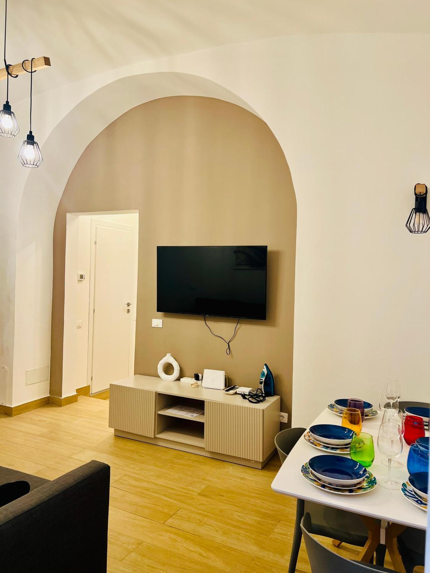 Apartamento Luminosa House Station